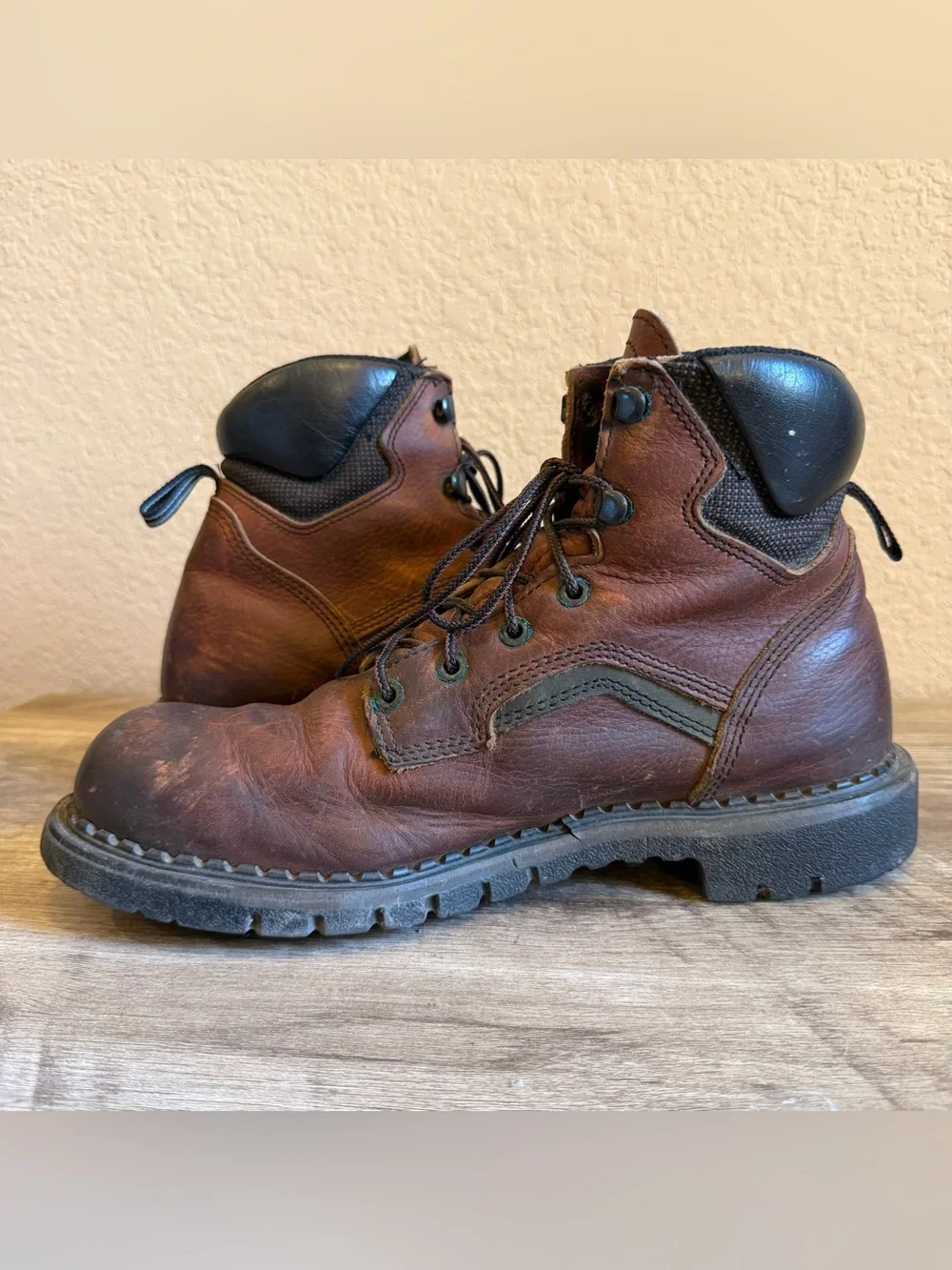 Red Wing DYNAFORCE Steel Toe Work Boots Mens 9.5 D